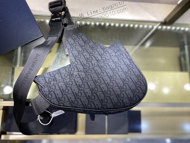 Dior男女同款包 迪奧Saddle Bag馬鞍包 Dior手提肩背包  dfk1545